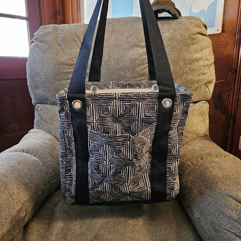 Thirty-one small utility tote Windswept Diamonds